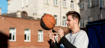 Тренер-преподаватель по баскетболу